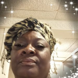 Meet your Posher, Connie